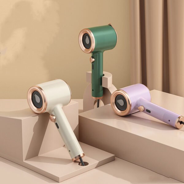 SteamGo Mini Portable Garment Steamer - Image 5